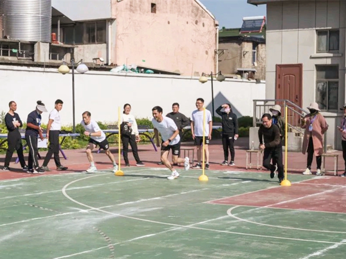 共享好时光 共“健”好地方——高邮市疾控中心组织参加《国家体育锻炼标准》达标赛图片3.jpg