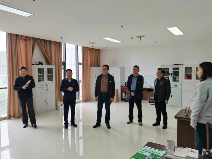 1682414064773655.jpg 高邮市疾控中心开展安全生产专项检查图片1.jpg